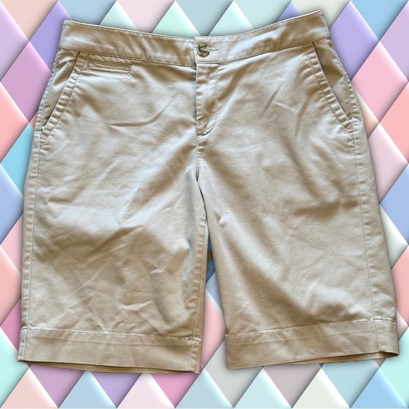 DOCKERS Khaki Chino shorts size 8 - Picture 1 of 3